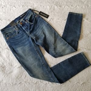 Blank NYC The Reade Crop Skinny Jean 24 NWT